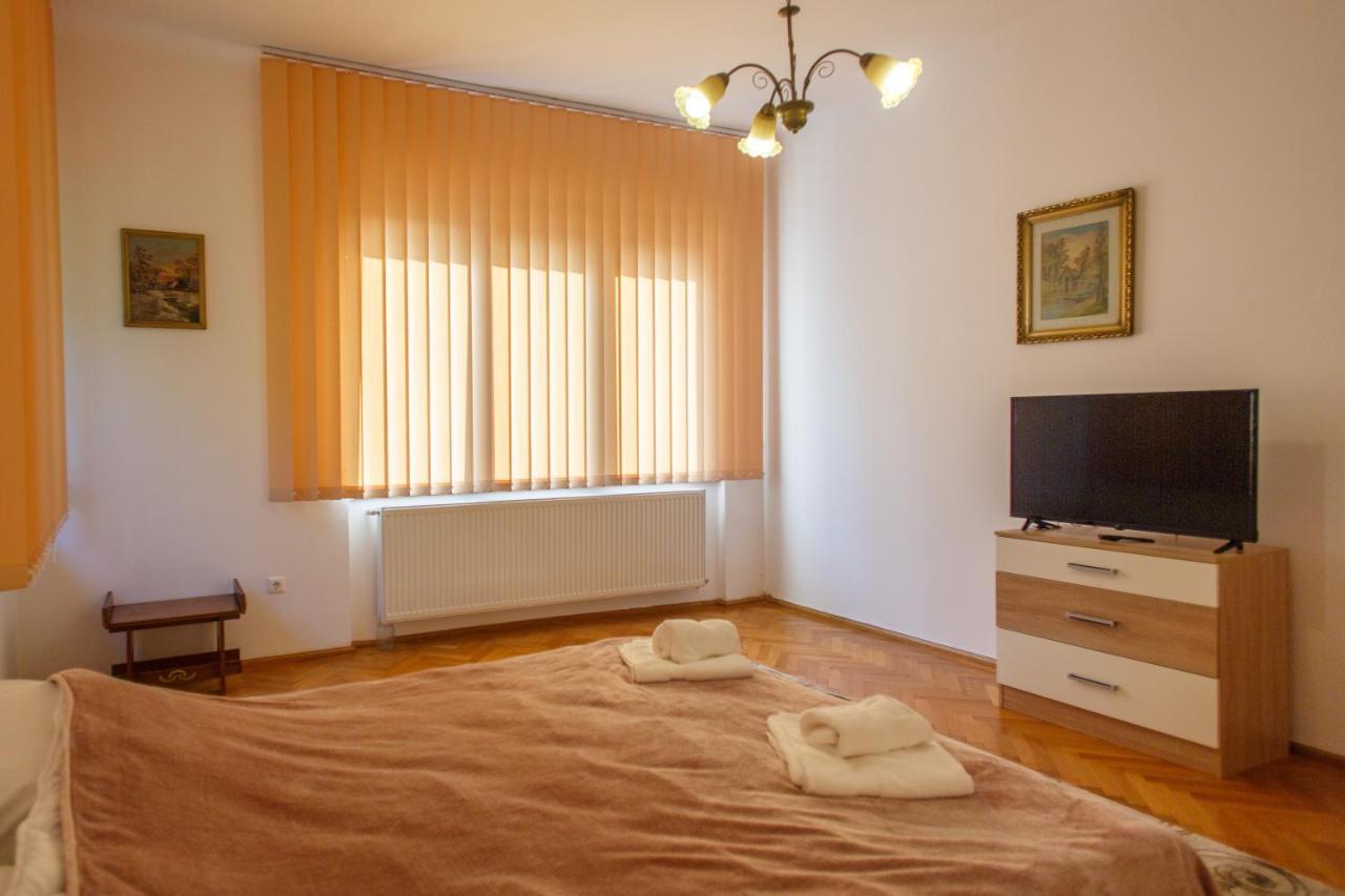 Barok Appart Brasov Exterior photo