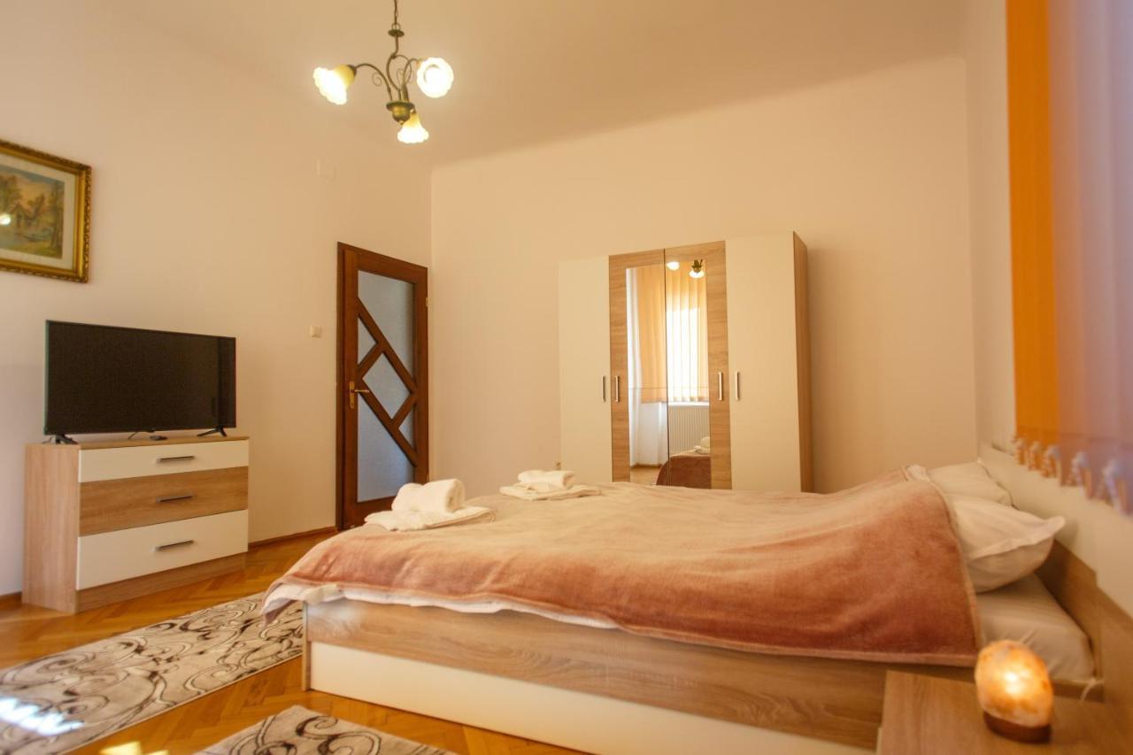 Barok Appart Brasov Exterior photo